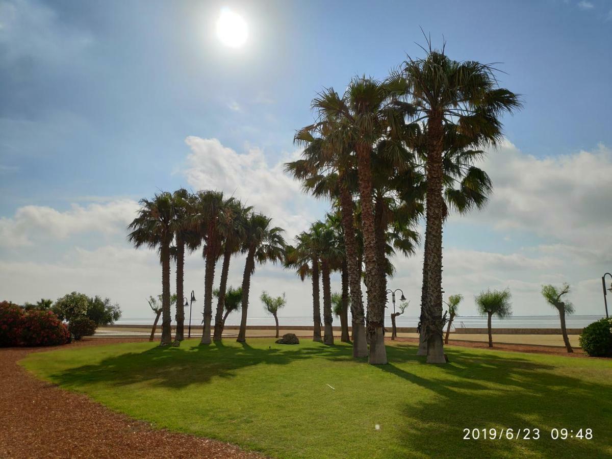 Apartamento L'Ampolla Flamingo Y Mar Exterior foto